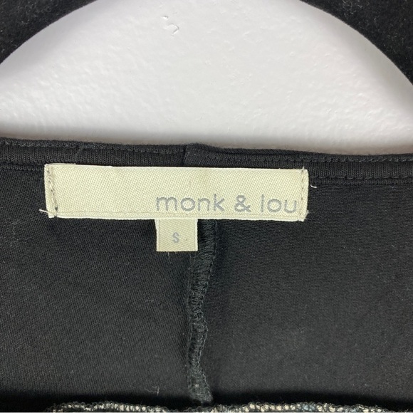 Monk & Lou Black Front Sheer Patterned Back Oversized Cap Sleeve Top Small - Picture 4 of 8